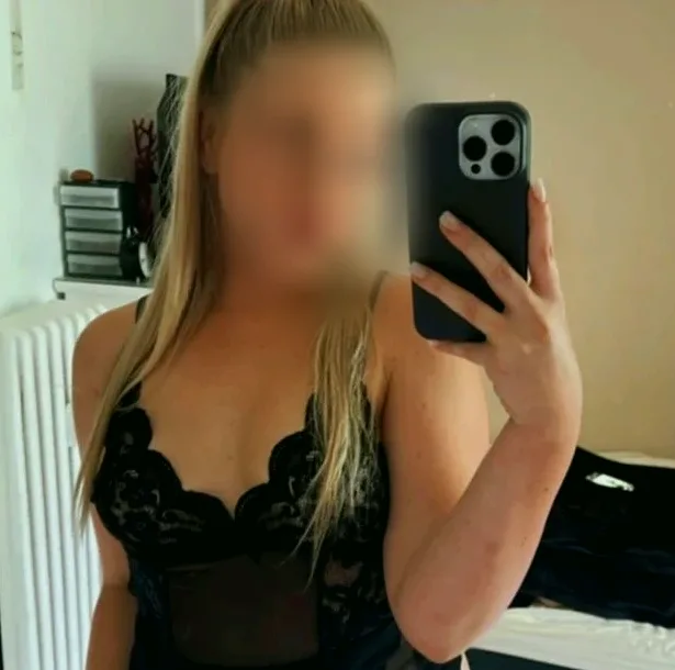 Miranda, 28