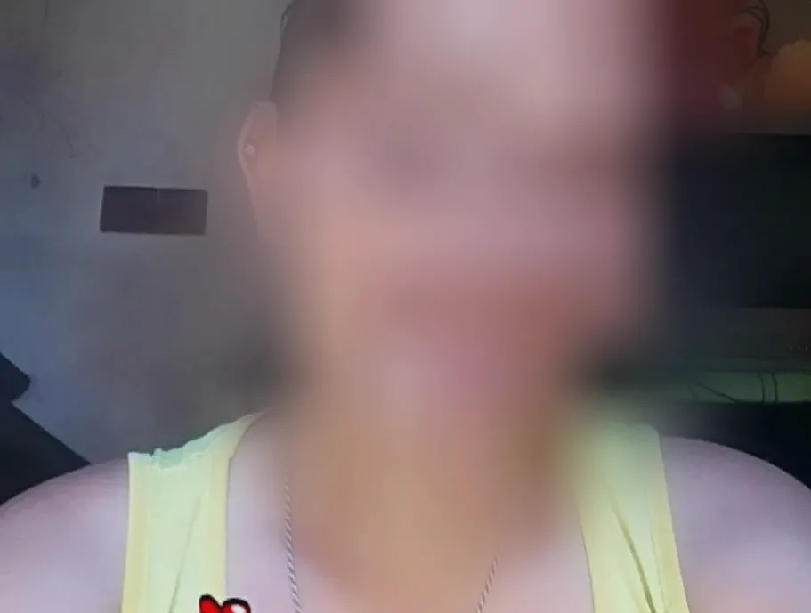 Zeynep, 31